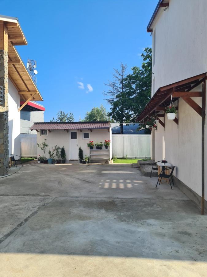 Ferienwohnung Luca'S House Balotesti Exterior foto
