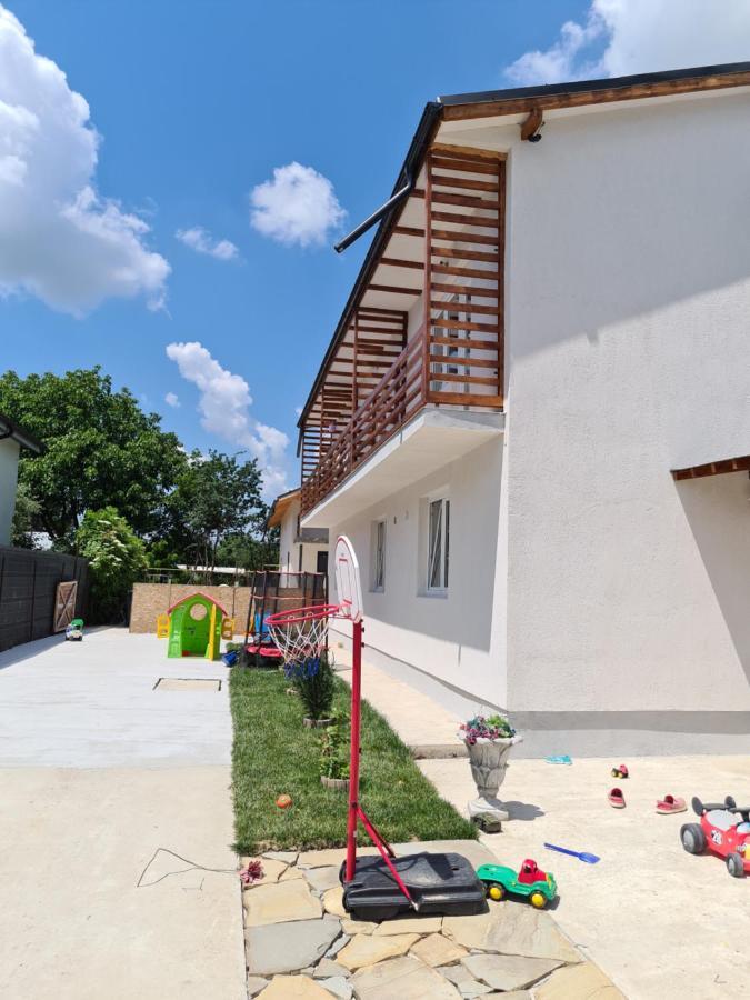 Ferienwohnung Luca'S House Balotesti Exterior foto